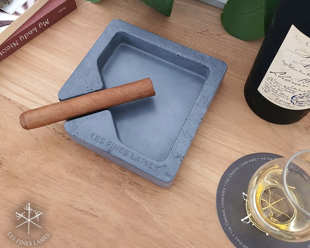 Ashtray Cigar LFL Monad Anthra