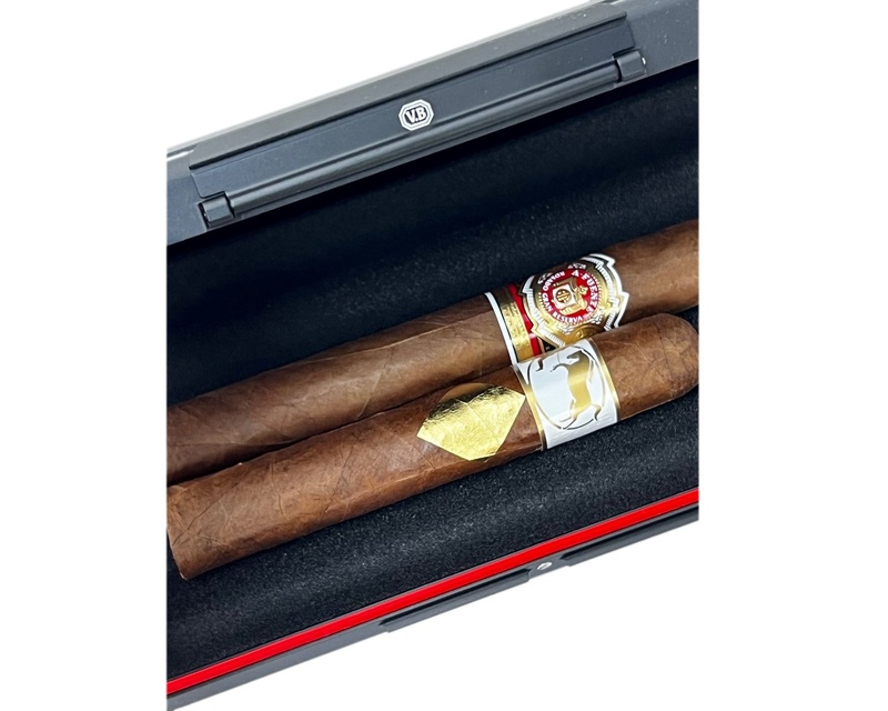 [HTRB2BLK] Reis Humidor VB Alu Strepen Zwart 5 Sigaren