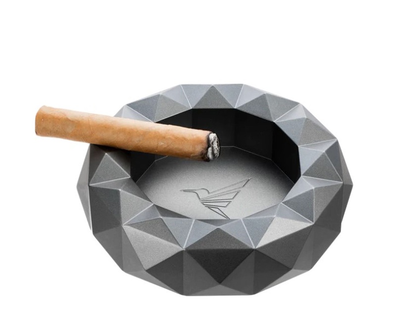 [AT300T2] Ashtay Cigar Colibri Quasar Round Silver